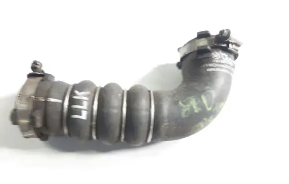 Audi A4 S4 B7 8E 8H Intercooler hose/pipe 8E0145738D