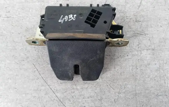 Opel Astra H Tailgate lock latch 131495058724
