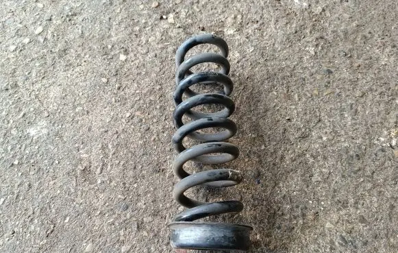 BMW 4 F36 Gran coupe Rear coil spring