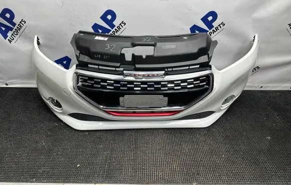Peugeot 208 Front bumper