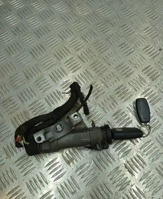 Volkswagen PASSAT B5.5 Ignition lock 4B0905851B