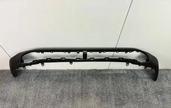 Toyota RAV 4 (XA50) Front bumper 52411-42110 Z641
