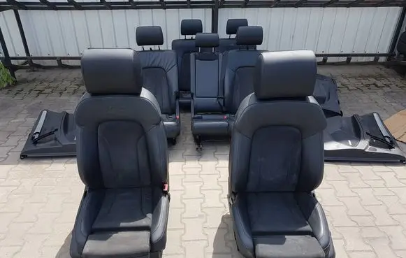Audi Q7 4L Seat set