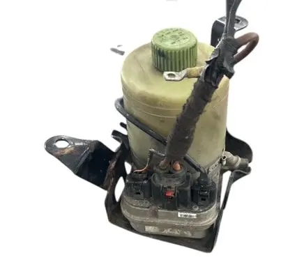 Volkswagen PASSAT B6 Power steering pump 6Q1423051BG 6Q2423051AE 6Q0423155