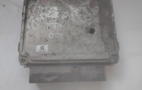 Volkswagen PASSAT B6 Engine control unit/module 03G906021LR 03G906021AN 0281013260