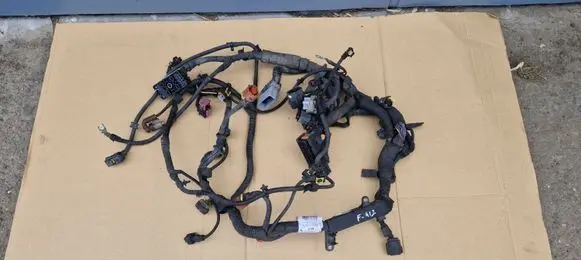 Opel Zafira C Engine installation wiring loom 13375910