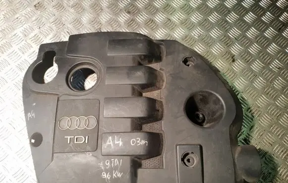 Engine cover (trim)