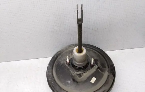 Opel Astra G Brake booster 90498034
