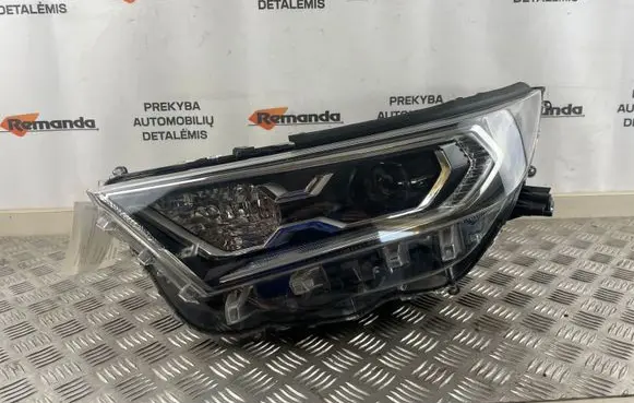 Toyota RAV 4 (XA50) Headlight/headlamp 8118542840 8990742030