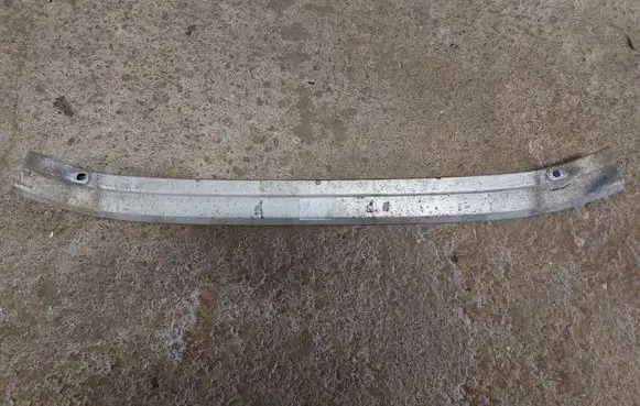 Audi Q7 4L Front bumper cross member