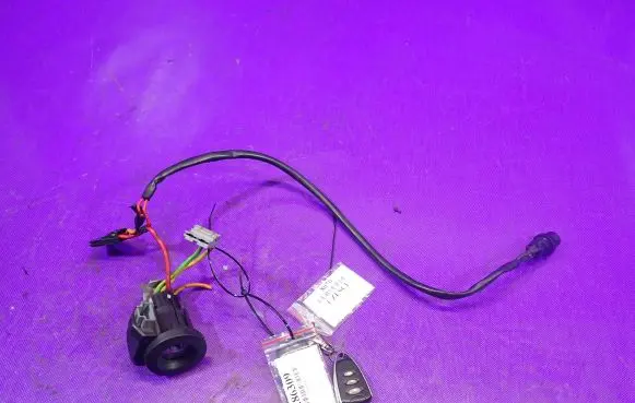 Opel Movano A Ignition lock