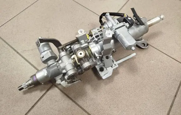 Lexus RX 330 - 350 - 400H Steering wheel axle 8922748020