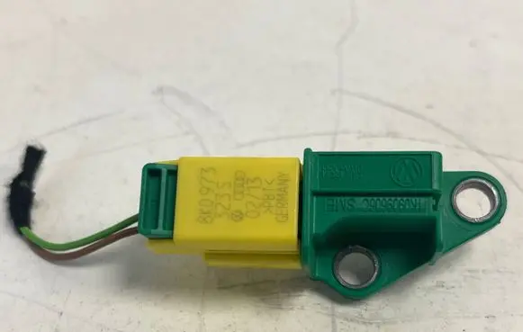 Audi A5 Sportback 8TA Airbag deployment crash/impact sensor 8K0973