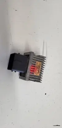 Mazda 5 Glow plug pre-heat relay 9663824880