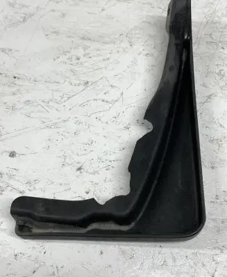 Skoda Superb B5 (3U) Front mudguard 3U0821819
