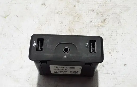 Renault Megane IV AUX in-socket connector 280239853R