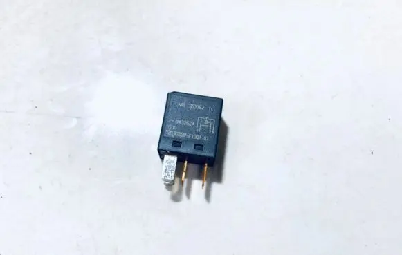 Mitsubishi Colt Other relay mb953382 043262a