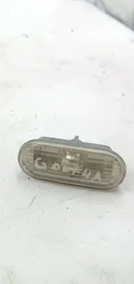 Volkswagen Golf IV Front fender indicator light 1J5949117 1J5949107 24C0WY5W
