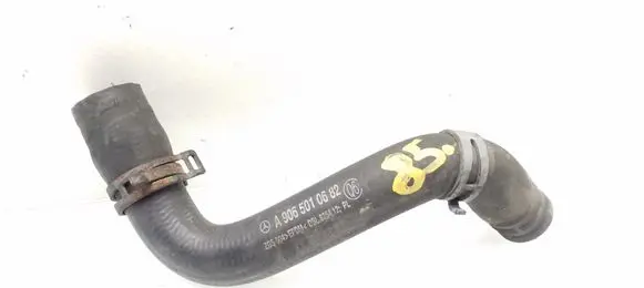 Mercedes-Benz Sprinter W906 Engine coolant pipe/hose A9065010682