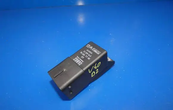 Volvo V40 Glow plug pre-heat relay 51299049 29H13 9666671780