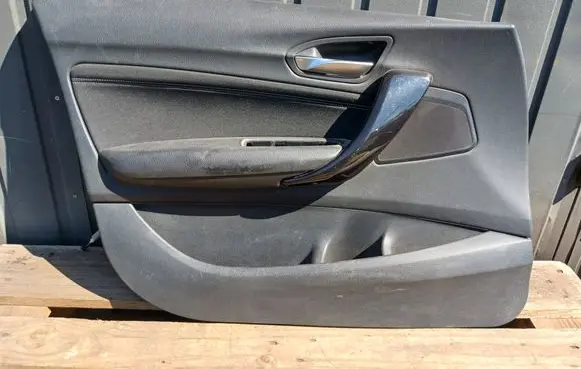 BMW 1 F20 F21 Front door card panel trim 7240403 51417270965 51417240403