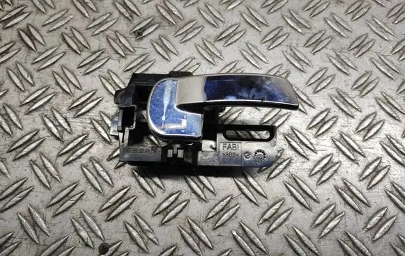 Nissan Qashqai+2 Rear door interior handle 80671