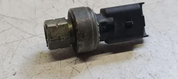 Peugeot 206 Air conditioning (A/C) pressure sensor 9632170780 52CP1001