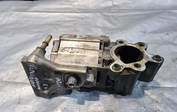 Ford Mondeo Mk III Fuel injection high pressure pump 0261520028