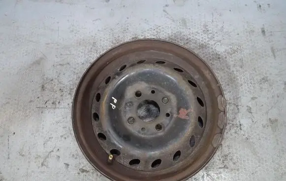Fiat Panda 141 R18 forged rim