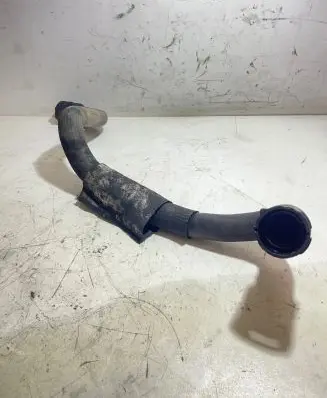 Volvo V70 Engine coolant pipe/hose S4000250
