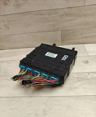 Mitsubishi Outlander Engine control unit/module 8631A232 E6T45591