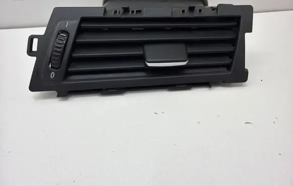 BMW 5 E60 E61 Dashboard side air vent grill/cover trim 5113001 14121810 6910732