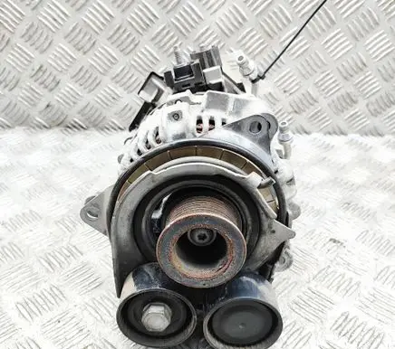 BMW 5 G30 G31 G38 Generator/alternator 8490539