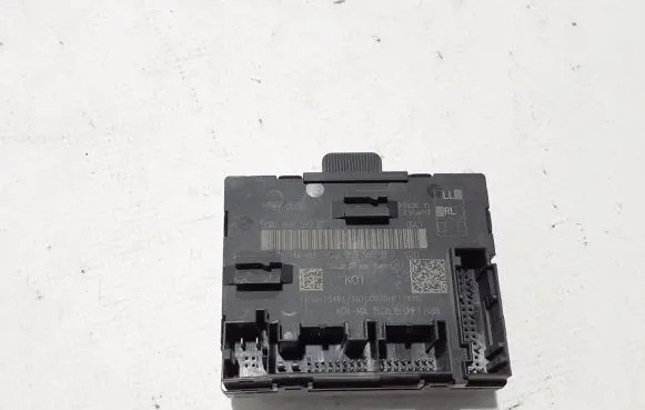 Volkswagen Golf VII Door control unit/module 5Q0959592E