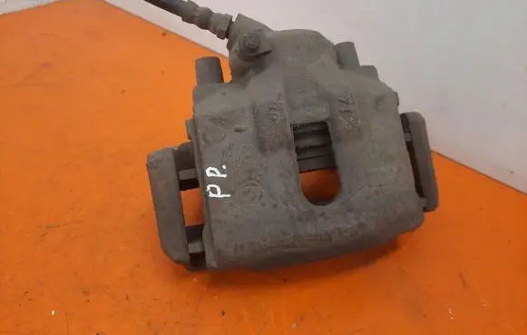 Fiat Doblo Front brake caliper