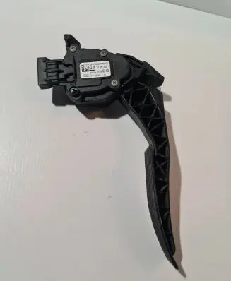 Opel Insignia A Accelerator throttle pedal 13237352 6PV00976500