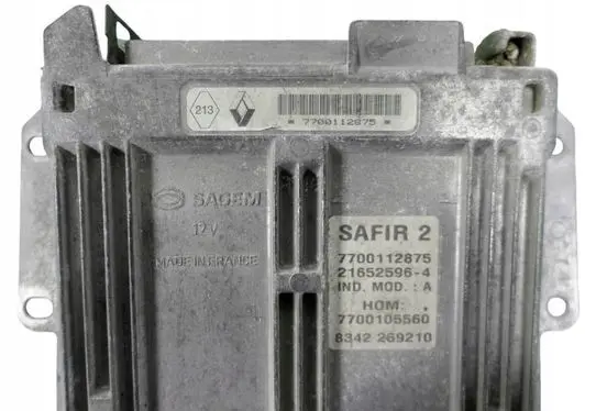 Renault Twingo II Engine control unit/module 7700112875