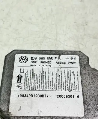 Volkswagen Golf IV Airbag control unit/module 1C0909605F 20060301 5WK43131