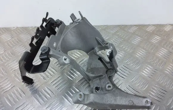 Peugeot 5008 Fuel filter bracket/mount holder 9678325480
