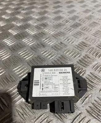 Mercedes-Benz E W211 Immobilizer control unit/module 1688200426