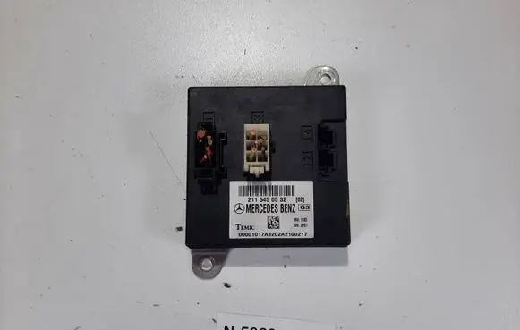 Mercedes-Benz E W211 Comfort/convenience module 2115450532