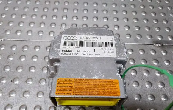 Audi A3 S3 8P Airbag control unit/module S26383312 8P0959655H