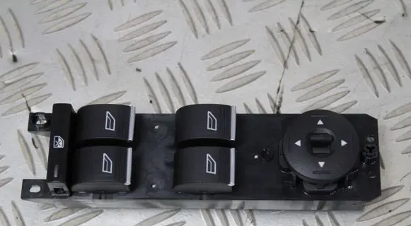 Ford Kuga II Quarter vent window switch F1ET14A132AB