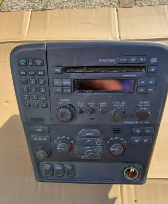 Volvo S80 Climate control unit Y8250089D 86221461