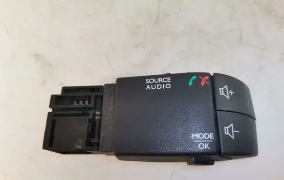 Opel Vivaro Sound control switch 344422020AG 93450084
