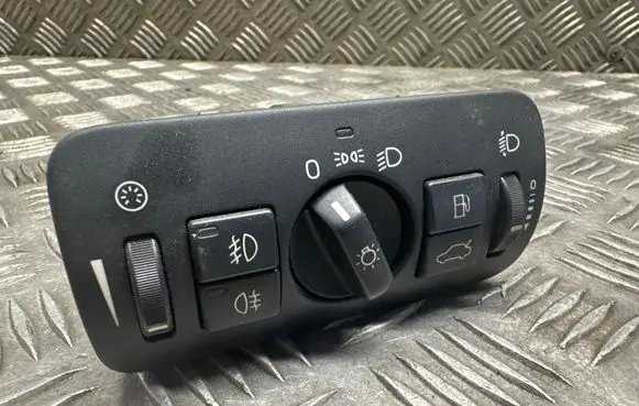 Volvo XC60 Light switch 30739415 04066302