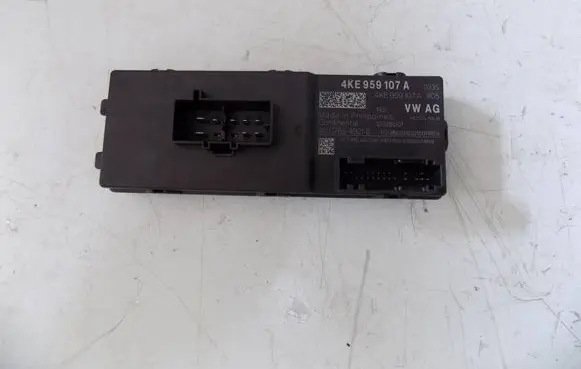 Audi Q4 e-tron Tailgate/trunk control unit/module 4KE959107A