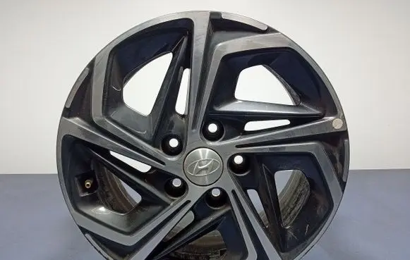 R18 alloy rim