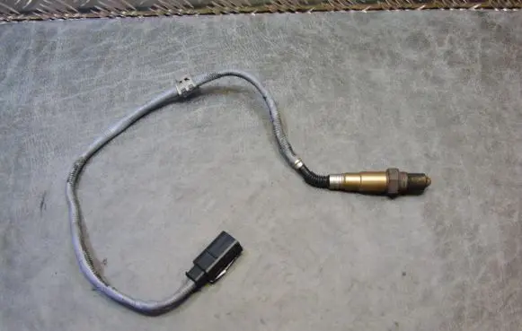 Mercedes-Benz C W205 Lambda probe sensor A0075421618