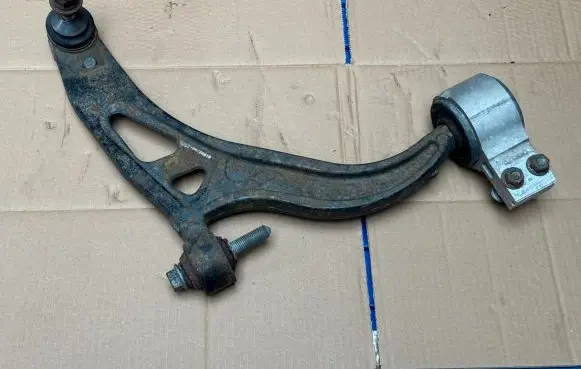 Ford Explorer Front lower control arm/wishbone GB533A052